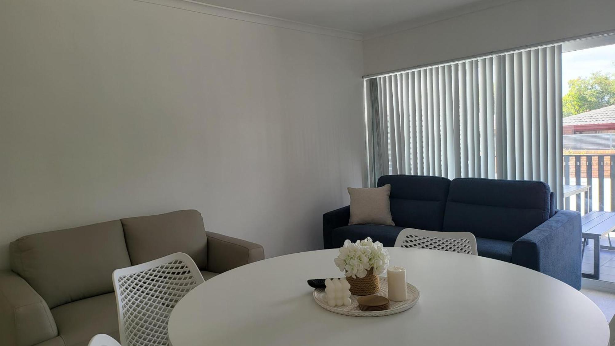 Husky 19 Beautifully Appointed Apartments - Great Location - In The Heart Of Husky هاسكيسون المظهر الخارجي الصورة
