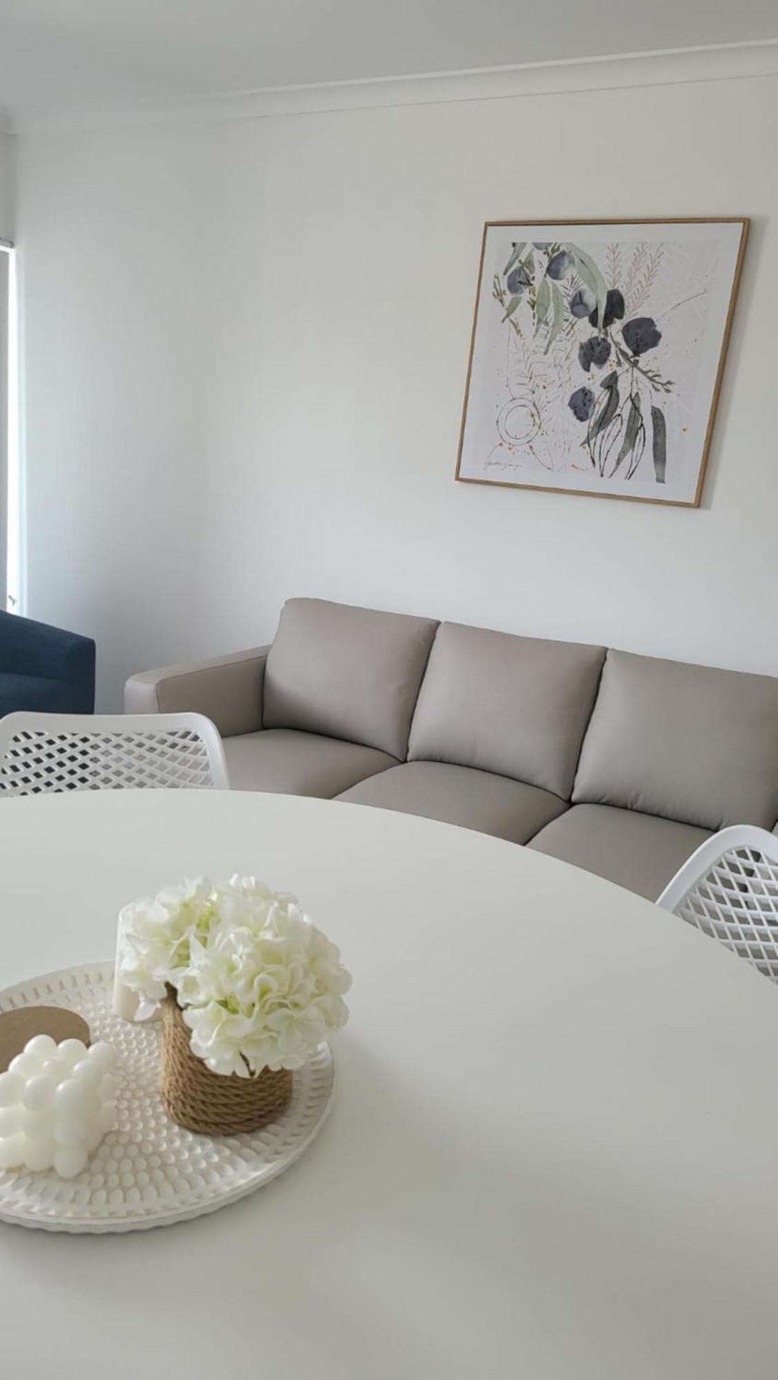 Husky 19 Beautifully Appointed Apartments - Great Location - In The Heart Of Husky هاسكيسون المظهر الخارجي الصورة