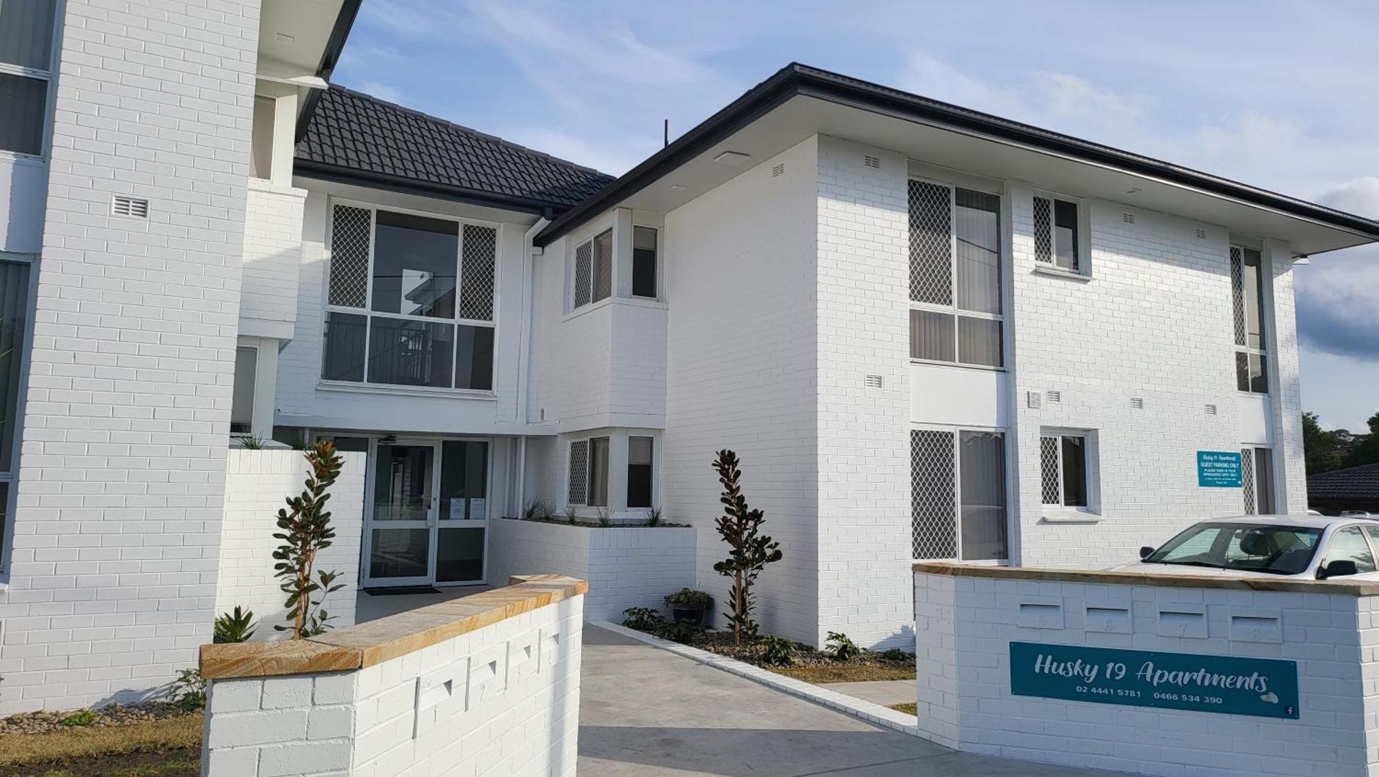 Husky 19 Beautifully Appointed Apartments - Great Location - In The Heart Of Husky هاسكيسون المظهر الخارجي الصورة